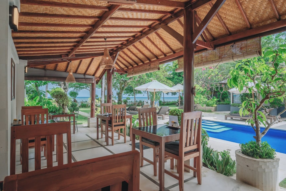 Frangipani Beach Villa 55/68