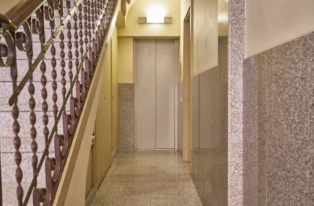 Barcelona Sants Station Apartments 23/39