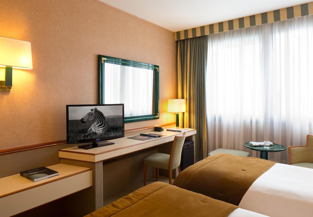 Starhotels President 38/63