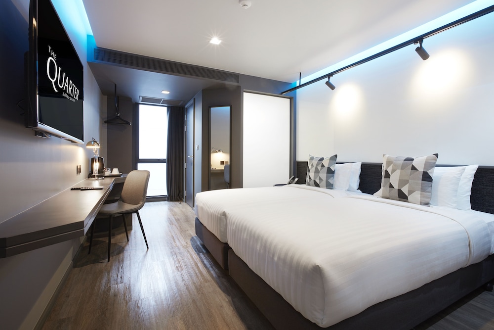 The Quarter Hotel Silom By UHG 30/68