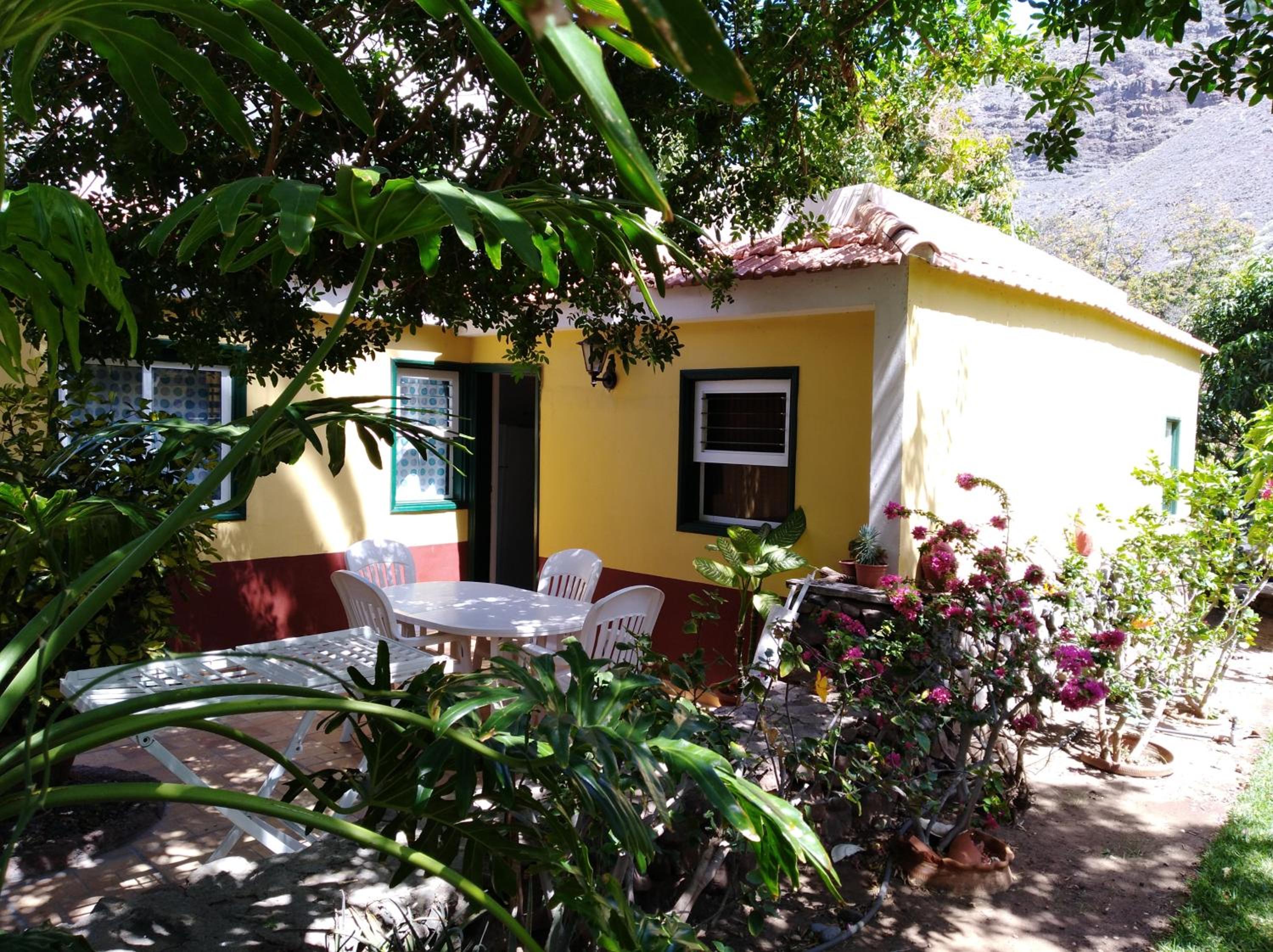 Apartamentos Barbolan y La Roseta 29/33