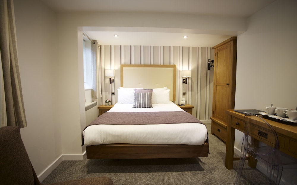 Waterside Hotel And Leisure Club 12/59