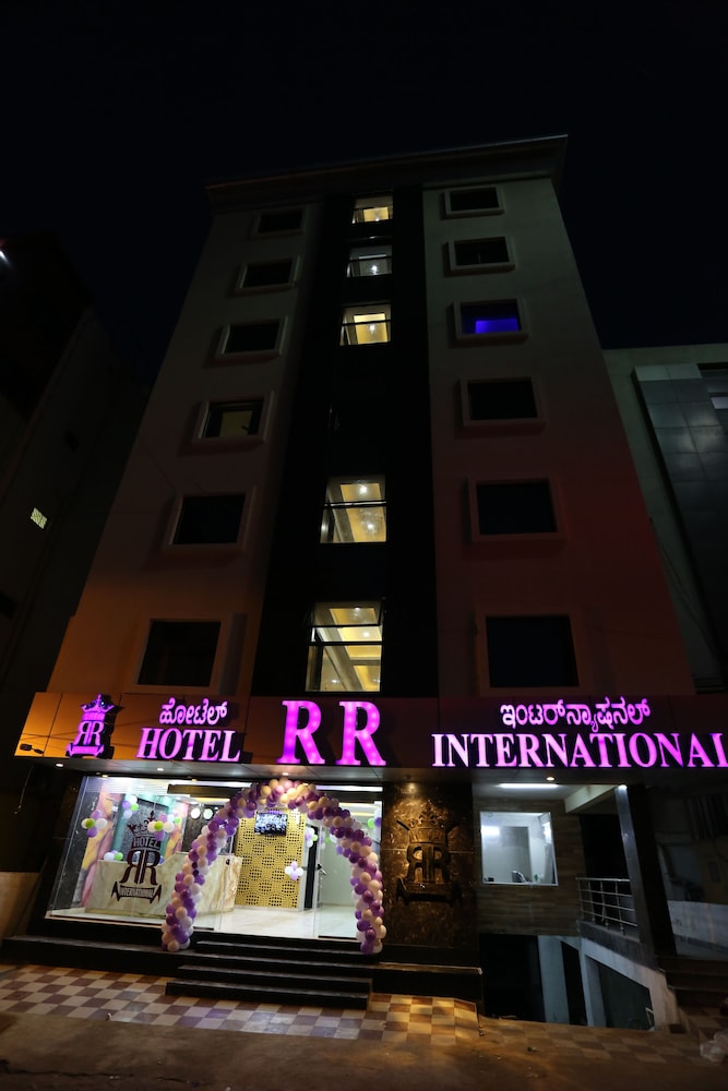 Hotel RR International 2/28