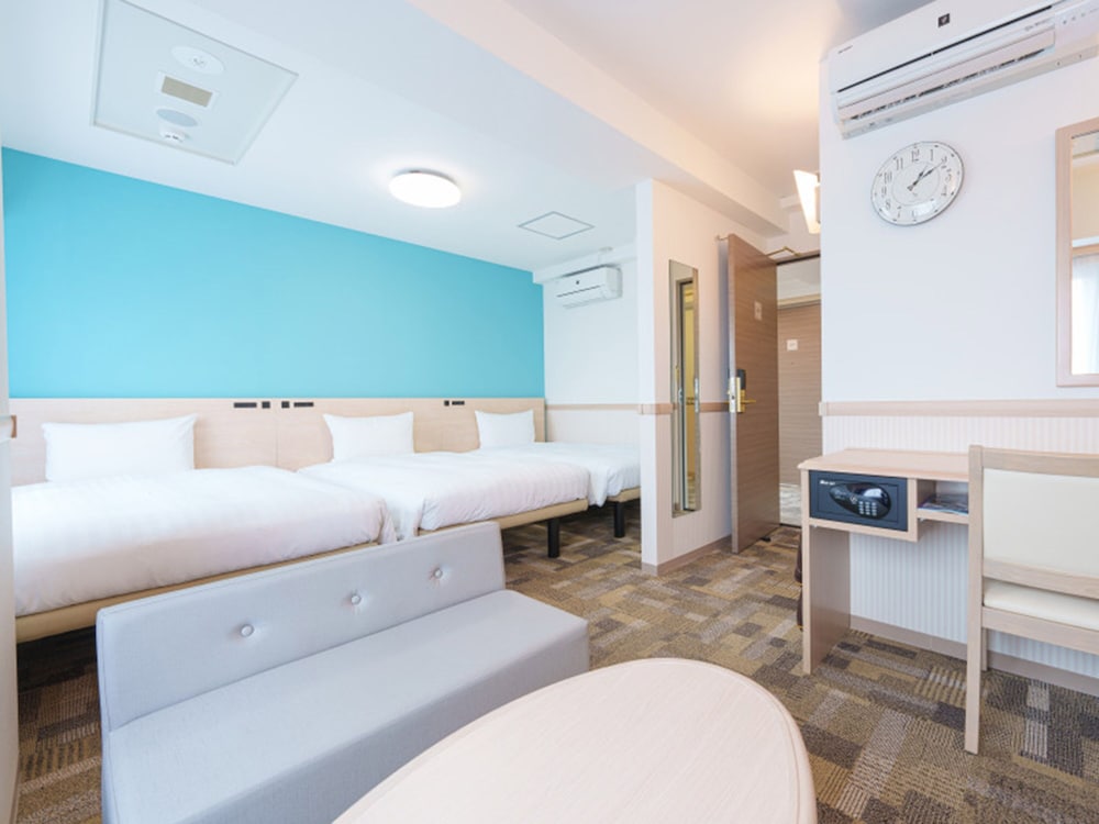 Room, Triple, Double Bed, Smoking