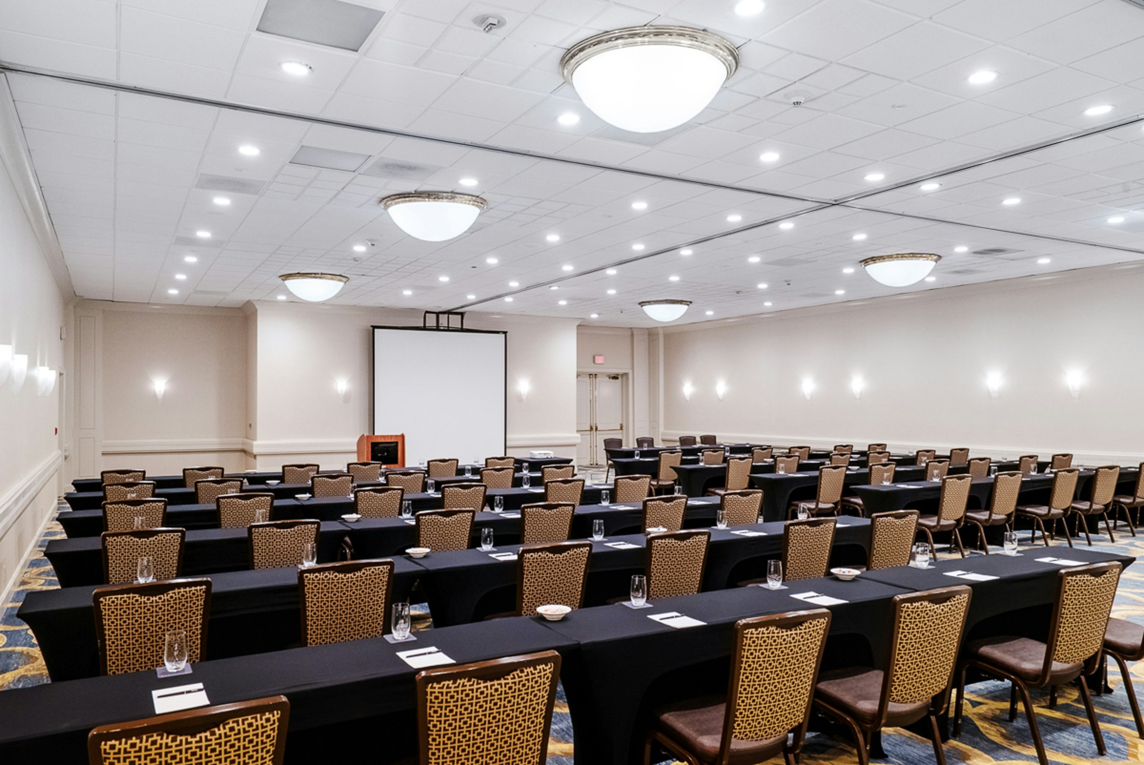 Hilton Irvine/Orange County Airport 59/82