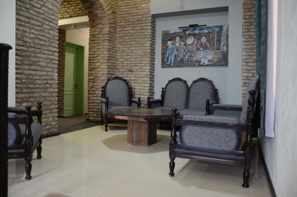 Tiflis Hotel 56/74