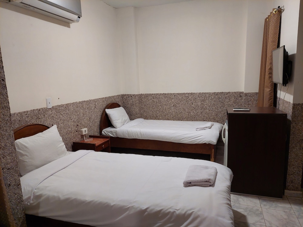 Canary Hotel 17/50