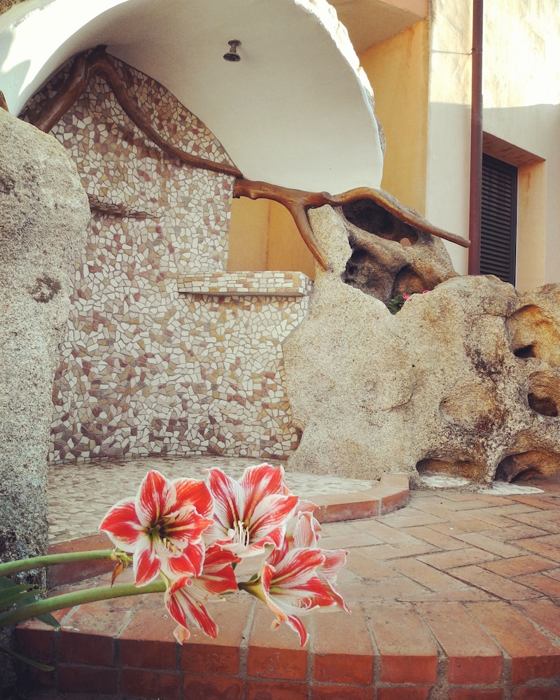 Hotel San Pantaleo 9/29