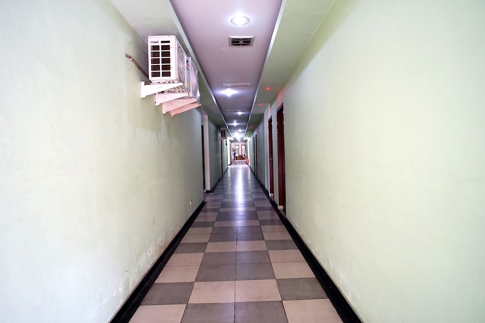 OYO 2015 Bandara Hotel Balikpapan 32/46