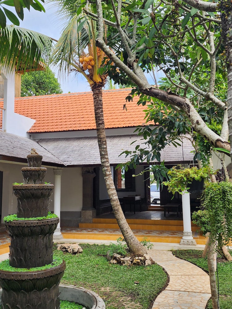 Motama Villa 38/50