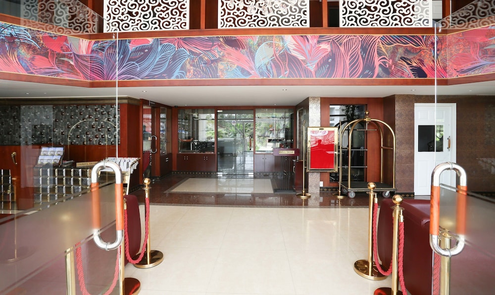 Treebo Select Cochin Legacy 6/48
