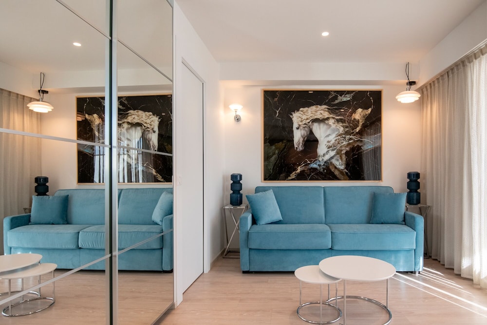 Residence Hoteliere Chambord 16/32