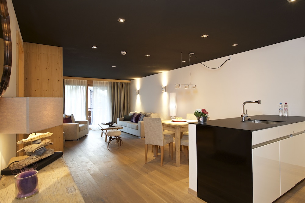 Matterhorn Lodge Hotel and Appartements 10/50