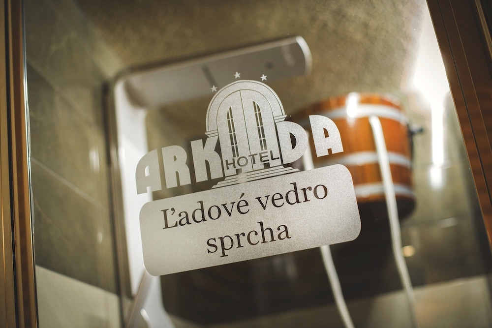 Arkada Hotel 28/56