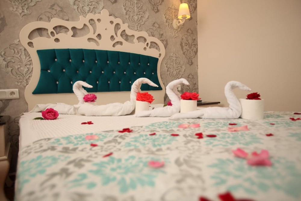 Turk Hotel 20/46