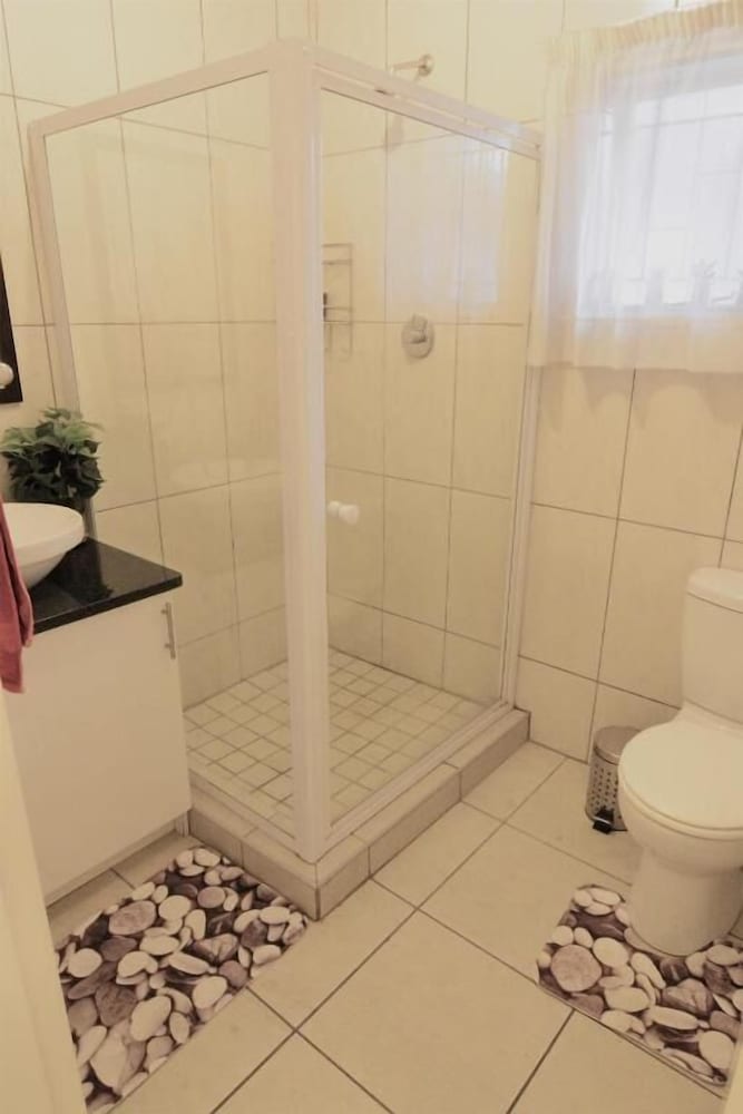 Pta East Guest Rooms 45/46