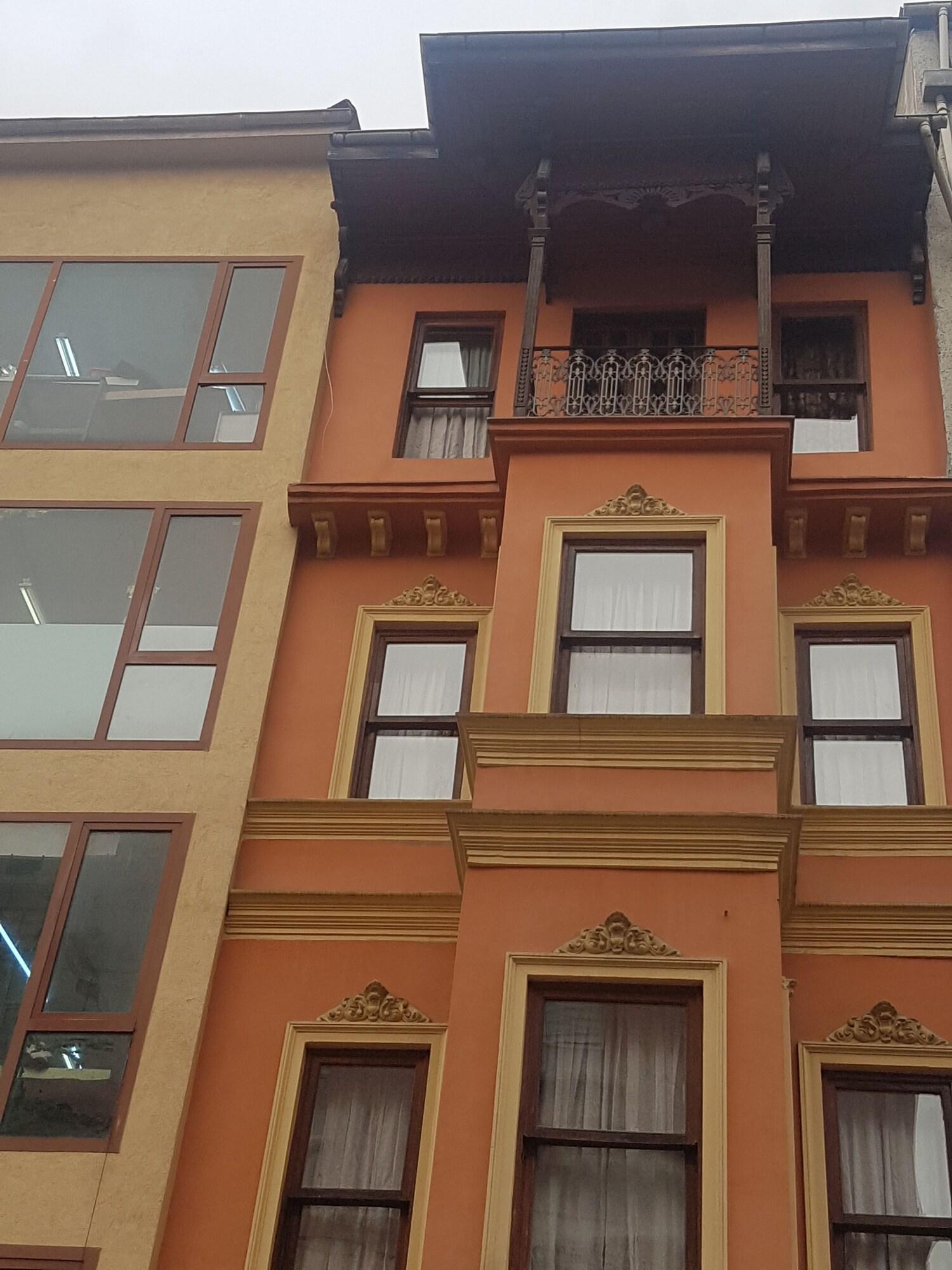 Ista Palace 1/55