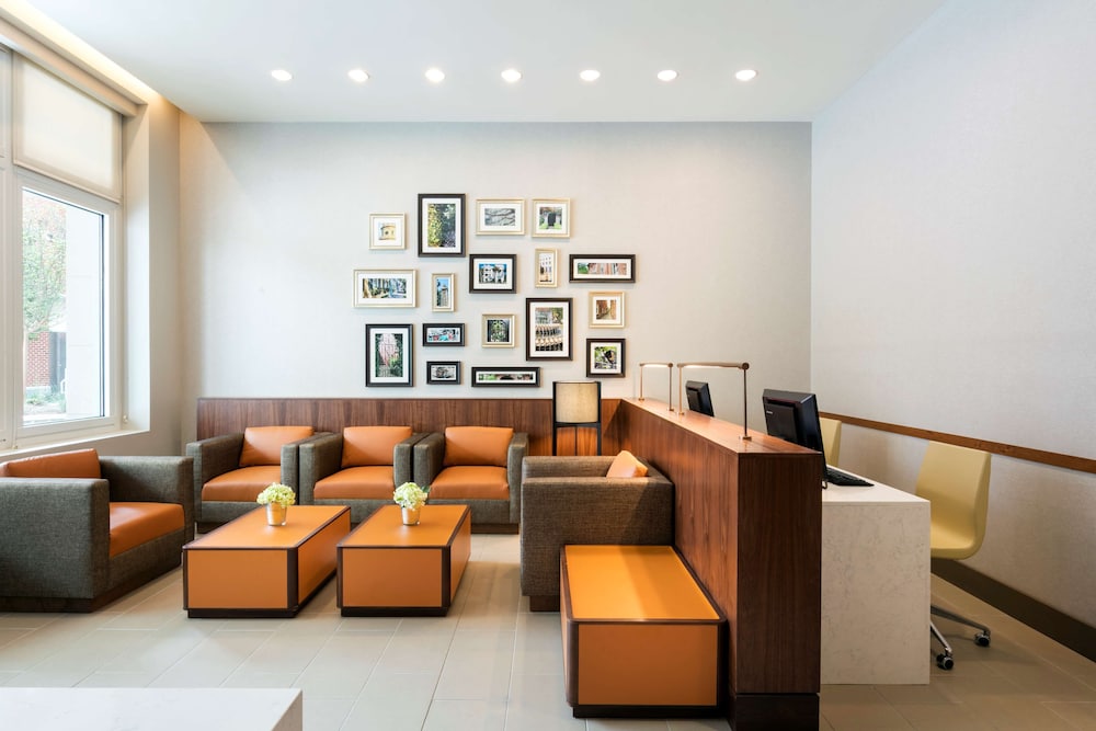 Hyatt House Charleston/Historic District 29/57