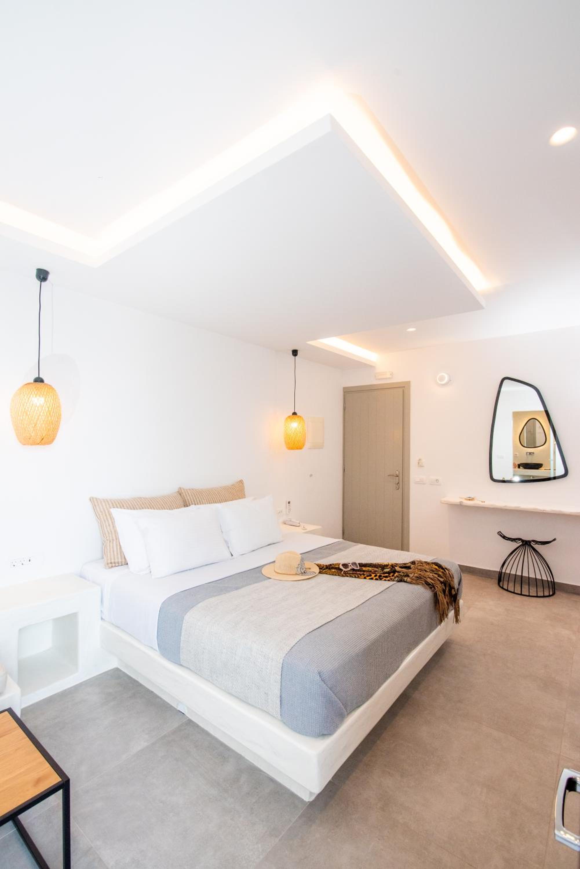 Deluxe, Suite