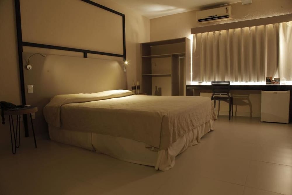 Formula Arrey Hotel 9/40