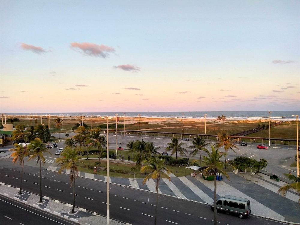 Simas Praia Hotel 51/65