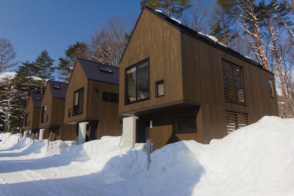 Gakuto Villas 2/28