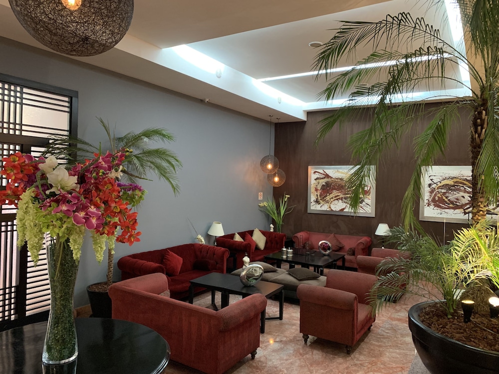 St Isidro Suites Corporate Housing SPA & Wellness Center 43/55