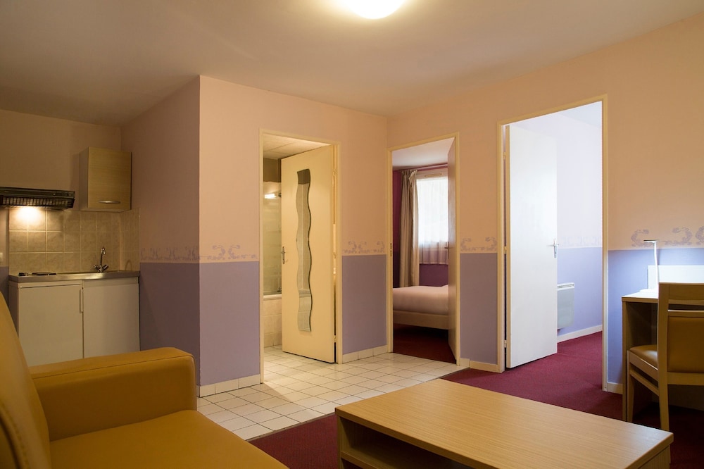 The Originals City Hotel Le Lion Dorr Chinon Inter Hotel 32/76
