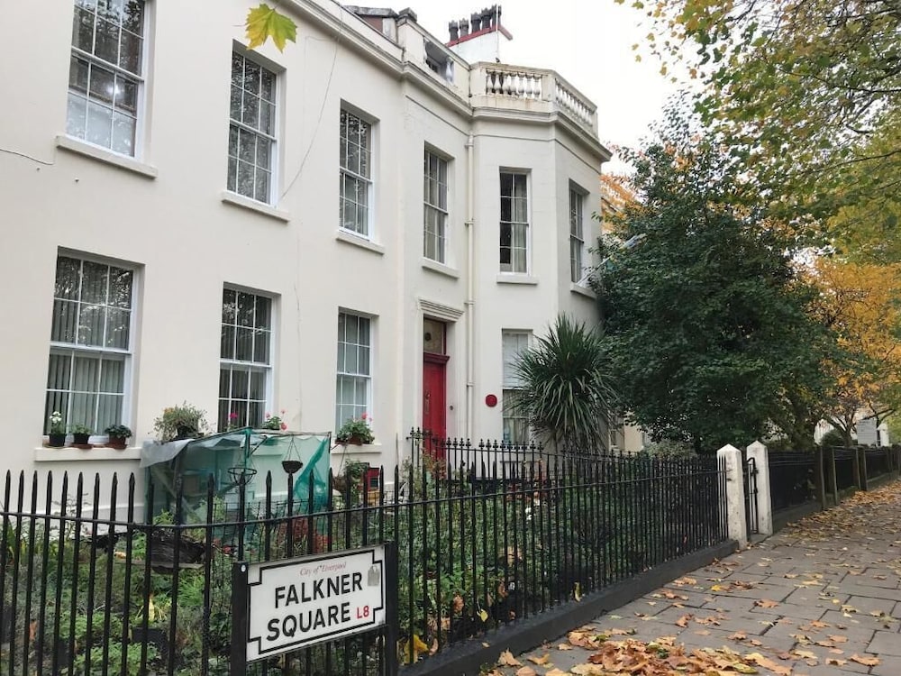 Embassie Backpackers Liverpool 34/41