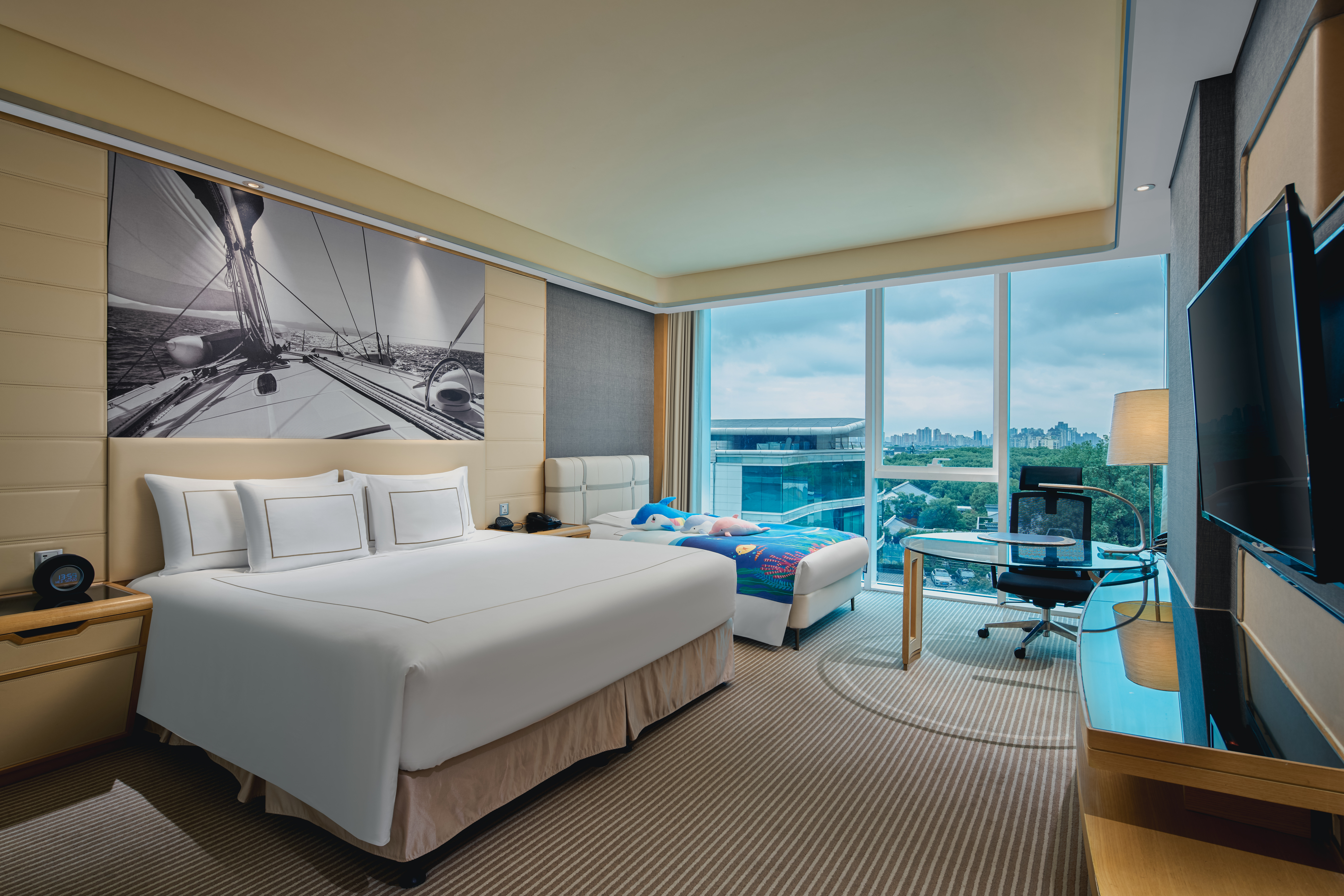 CROWNE PLAZA SUZHOU 12/50