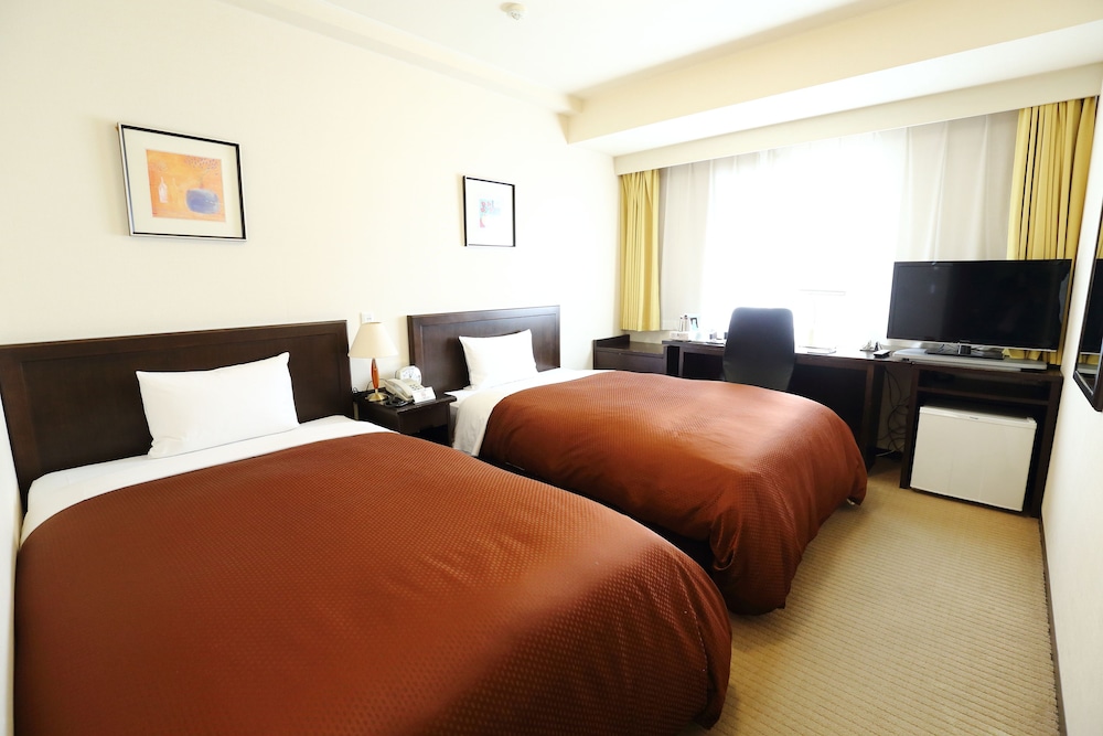 Laxio Inn 10/38