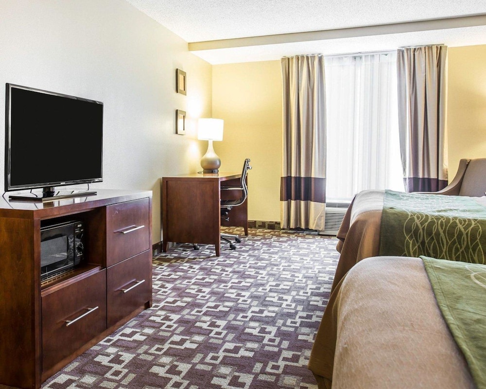 Comfort Inn & Suites Walterboro I-95 29/63