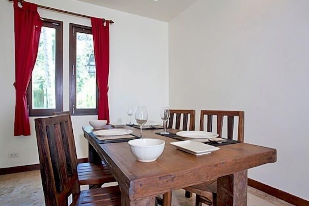 Thai Island Dream Estate 45/70