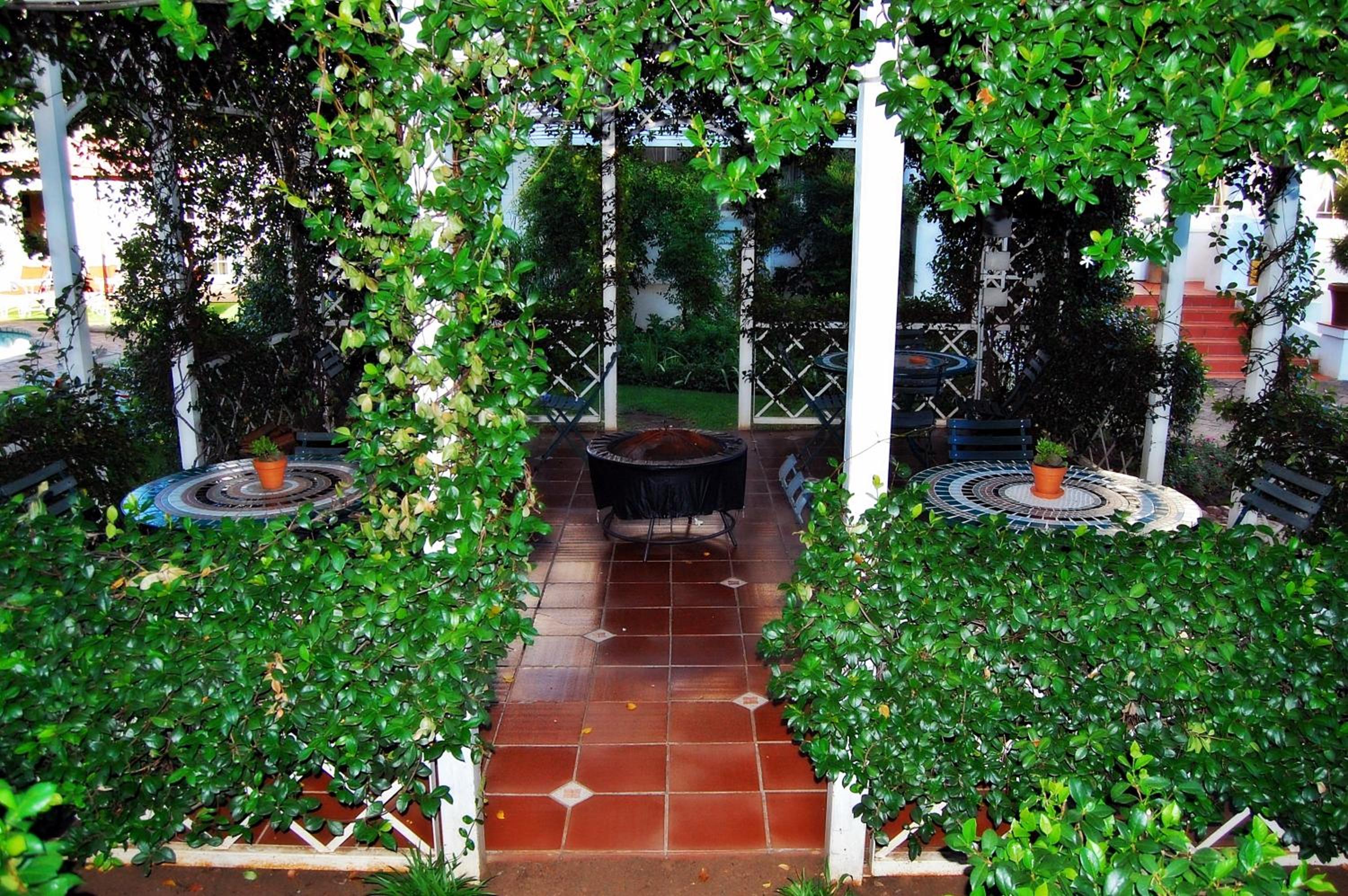 A Tapestry Garden Guest House 31/36