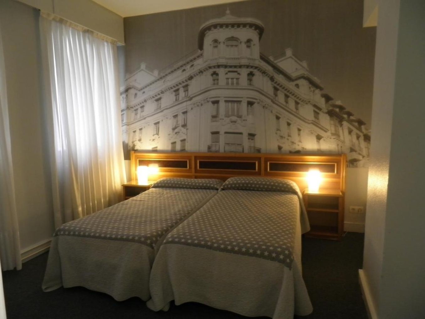 Hotel Photo Zabalburu in BILBAO