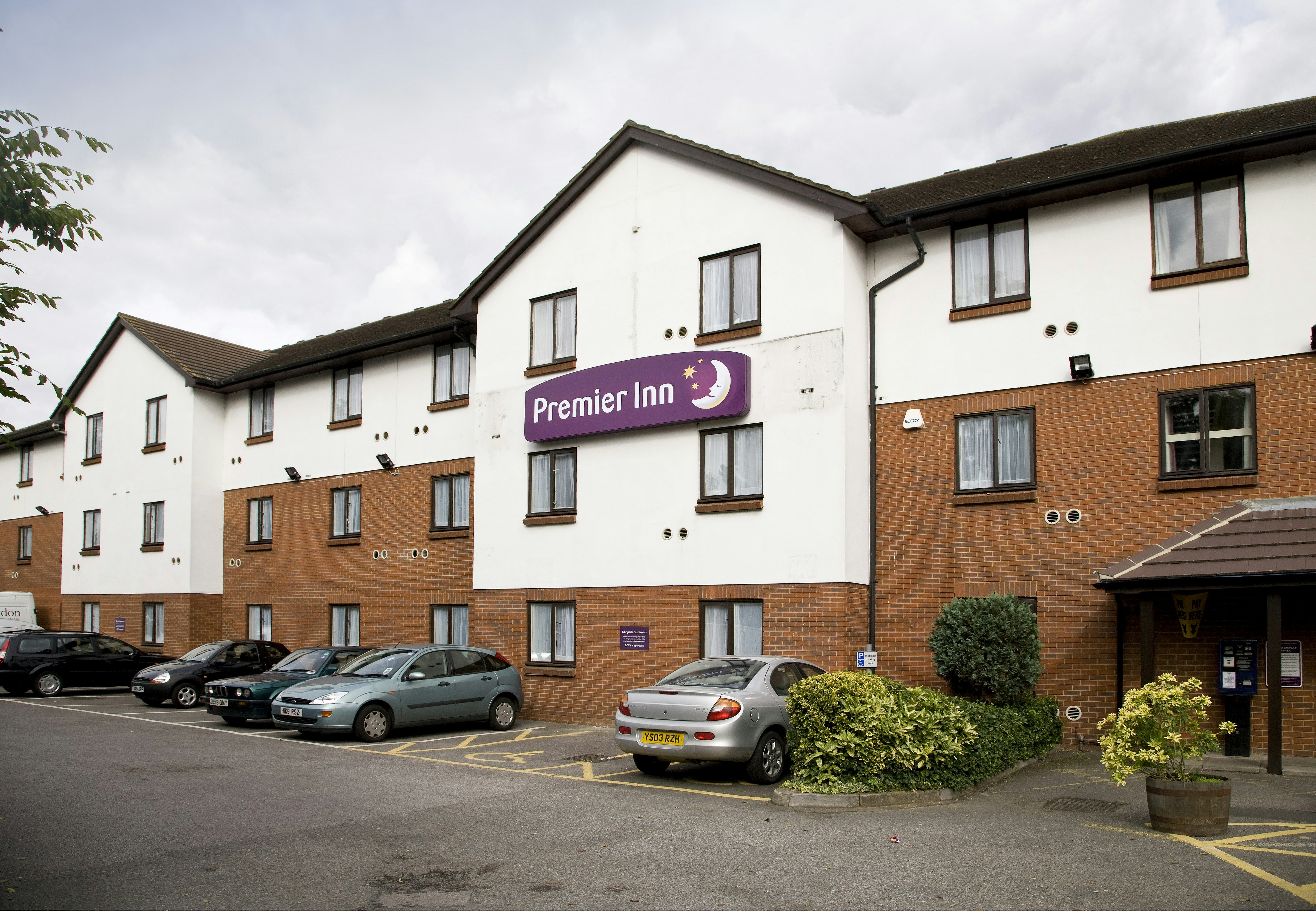 Premier Inn London Hayes Heathrow (North A4020) 18/24