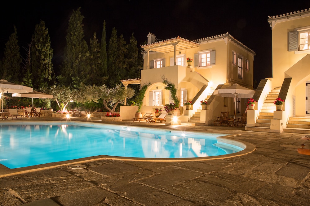 villa nika boutique hotel