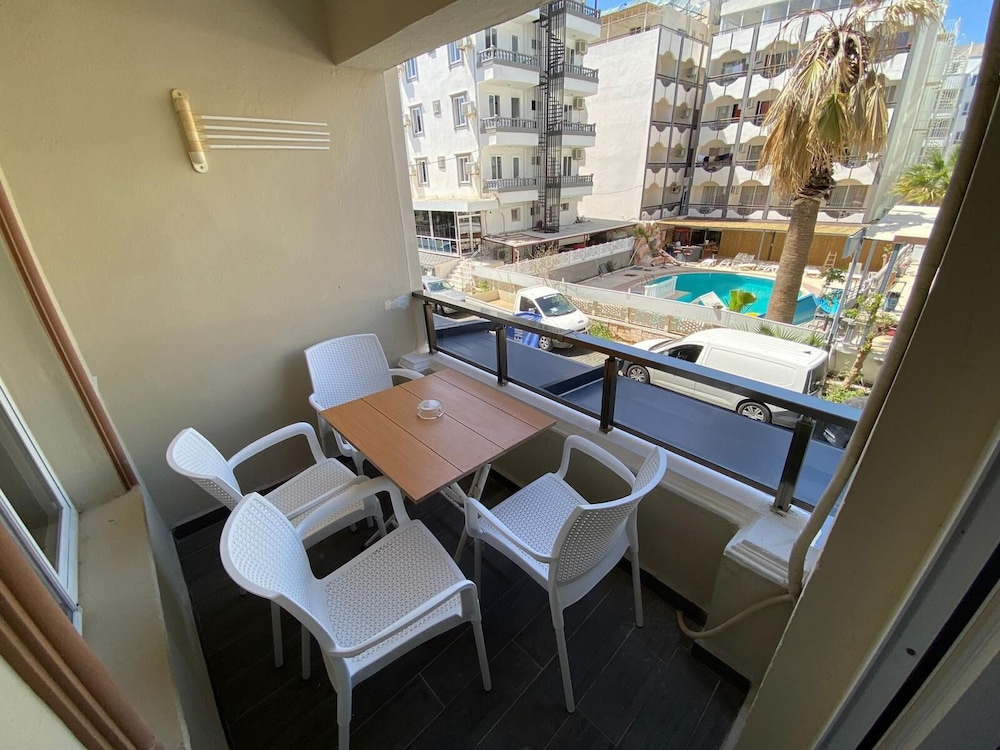 Baskent Hotel 32/46