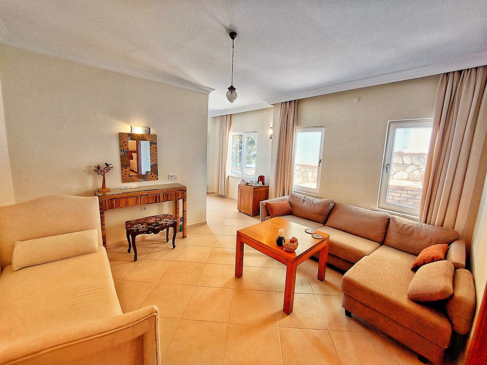 Ece Boutique Hotel 50/85