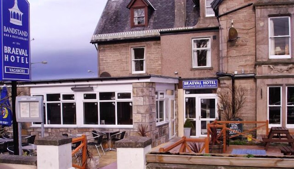 The Bandstand Hotel 1/50