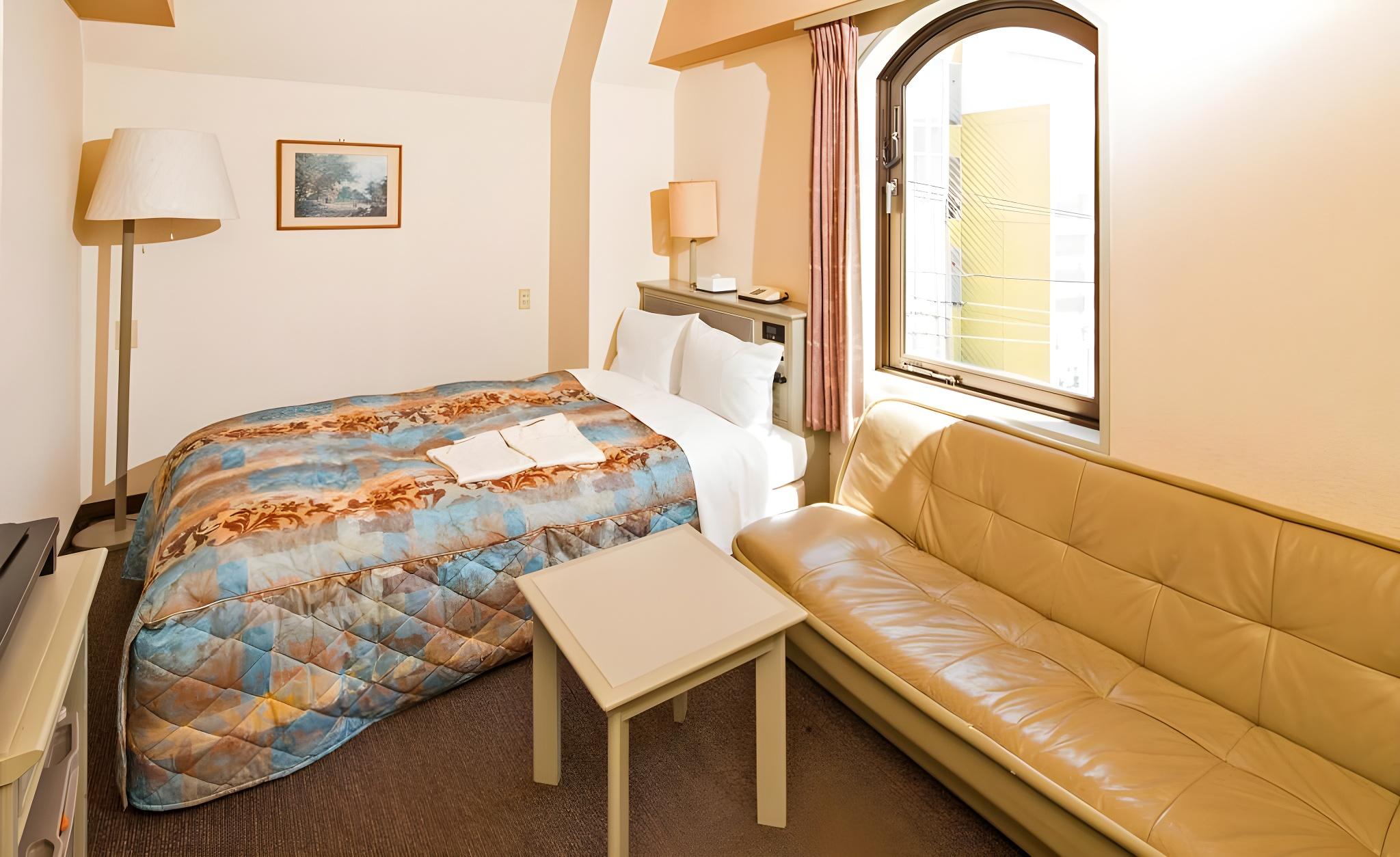 Room, Double Bed, Electronic Cigarette Only