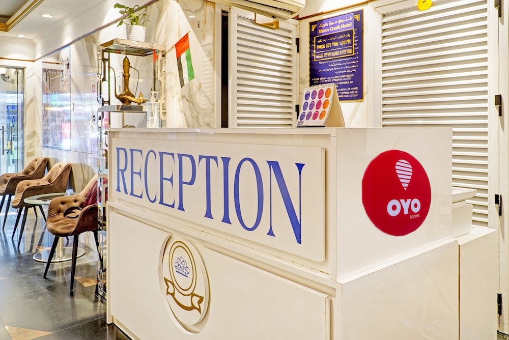 Super OYO 800 Moon Creek Hotel 3/22