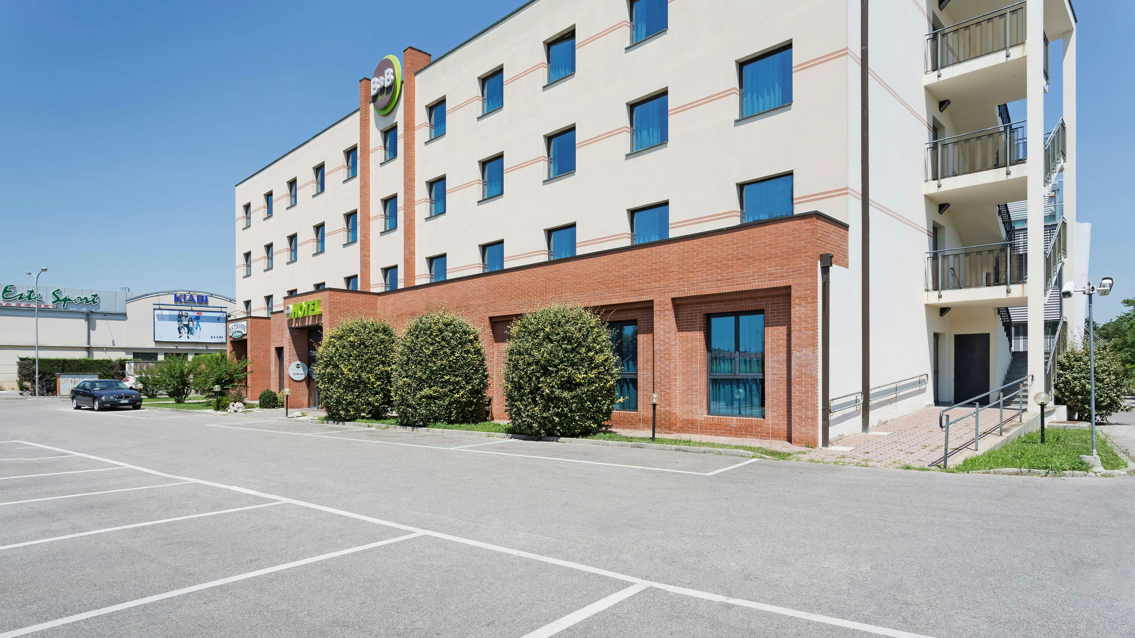 B&B Hotel Ferrara 43/50