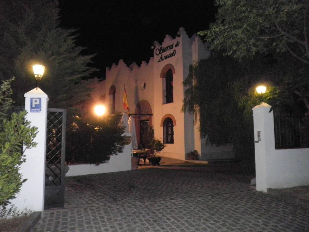 Hotel Sierra de Araceli Lucena 19/25