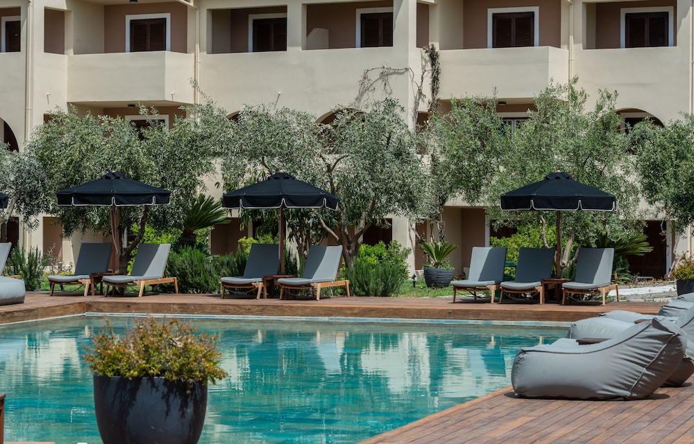 Bitzaro Palace Hotel 48/56