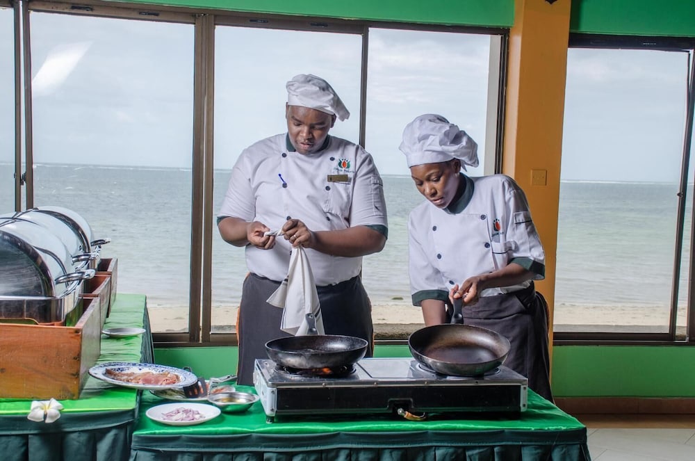 Jumuia Conference & Beach Resort 7/45
