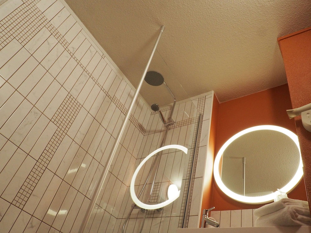 ibis Styles Le Mans Centre Gare 63/73
