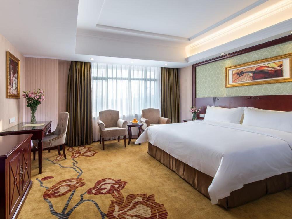 Vienna Hotel Guangzhou Jinshazhou 9/79