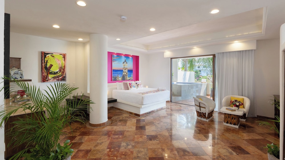 Villa Divina Luxury Boutique 11/69