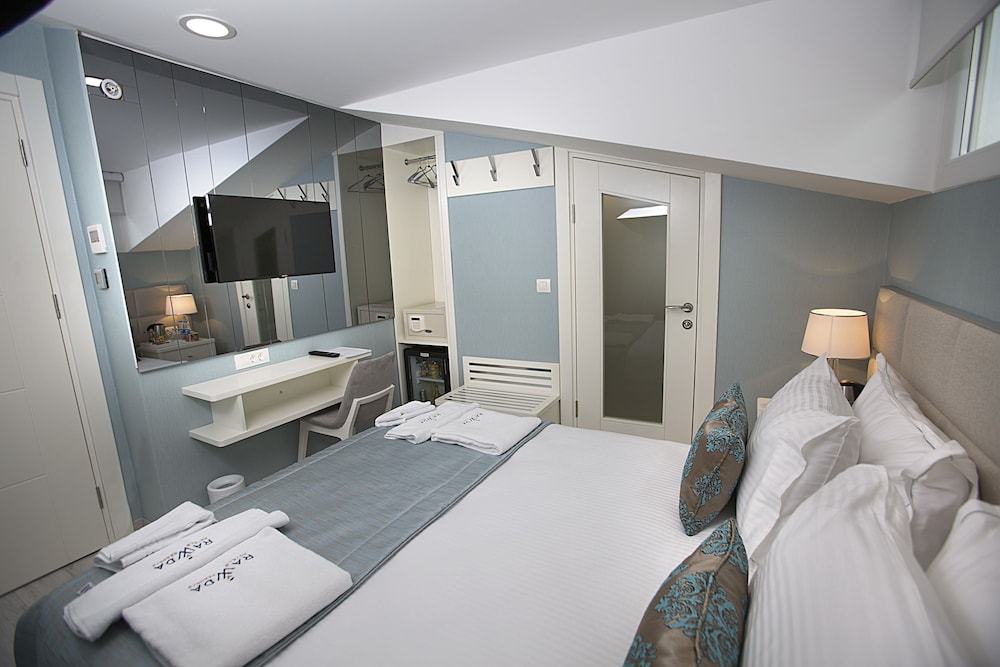 Rawda Hotel Bakirkoy 19/24